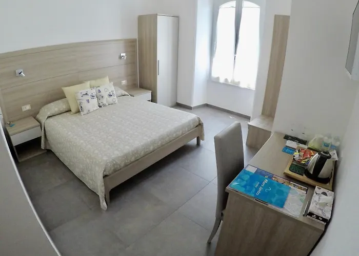 ゲストハウス Mare Dentro 3*